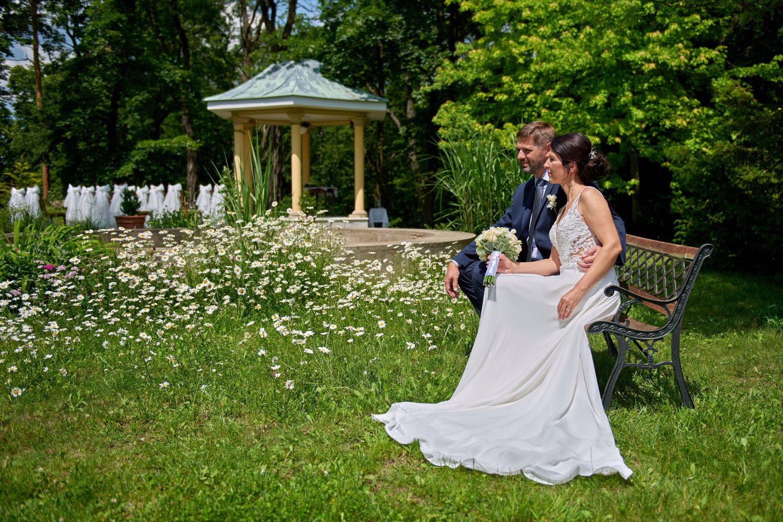 Zámek Korozluky wedding venue - photo 4