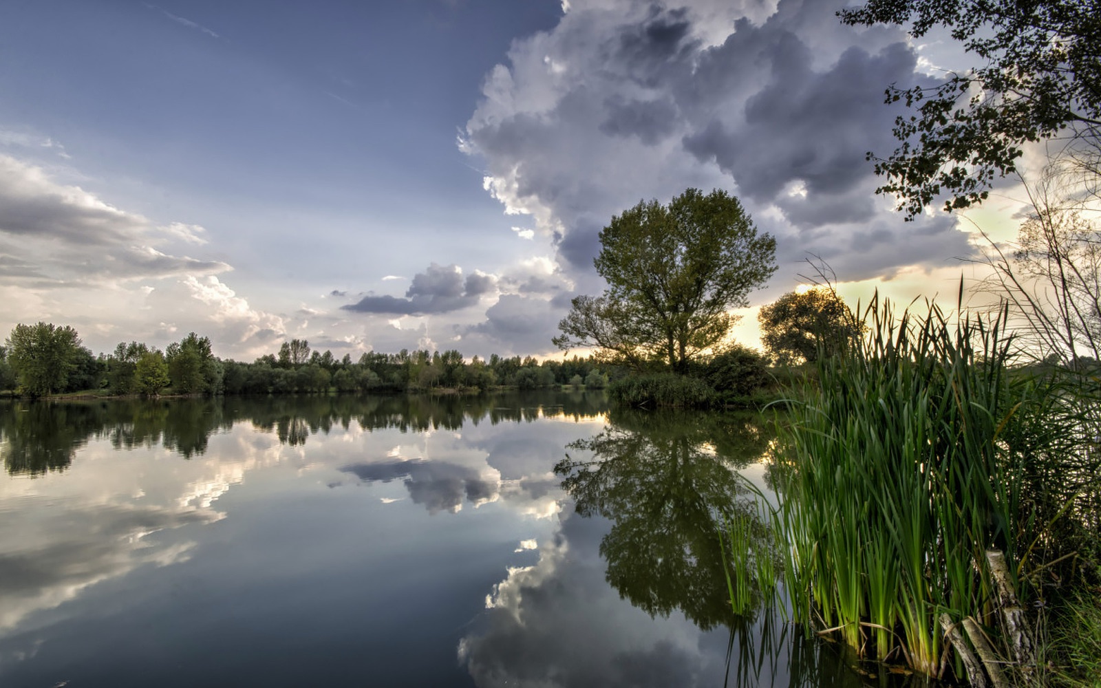 Rekreační areál jezero vojkovice