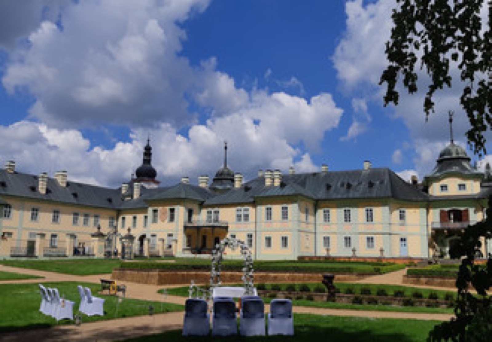 Zámek Manětín