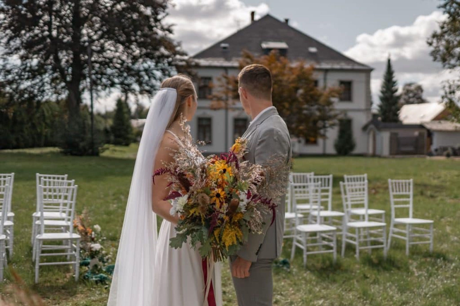 Červený dvůr foto 8