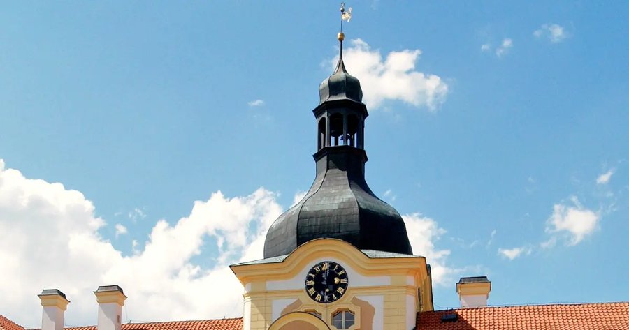 Zámek Nebílovy foto 1