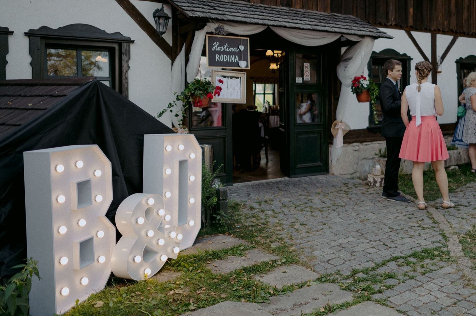Restaurace a penzion Na Gruntu wedding venue - photo 9