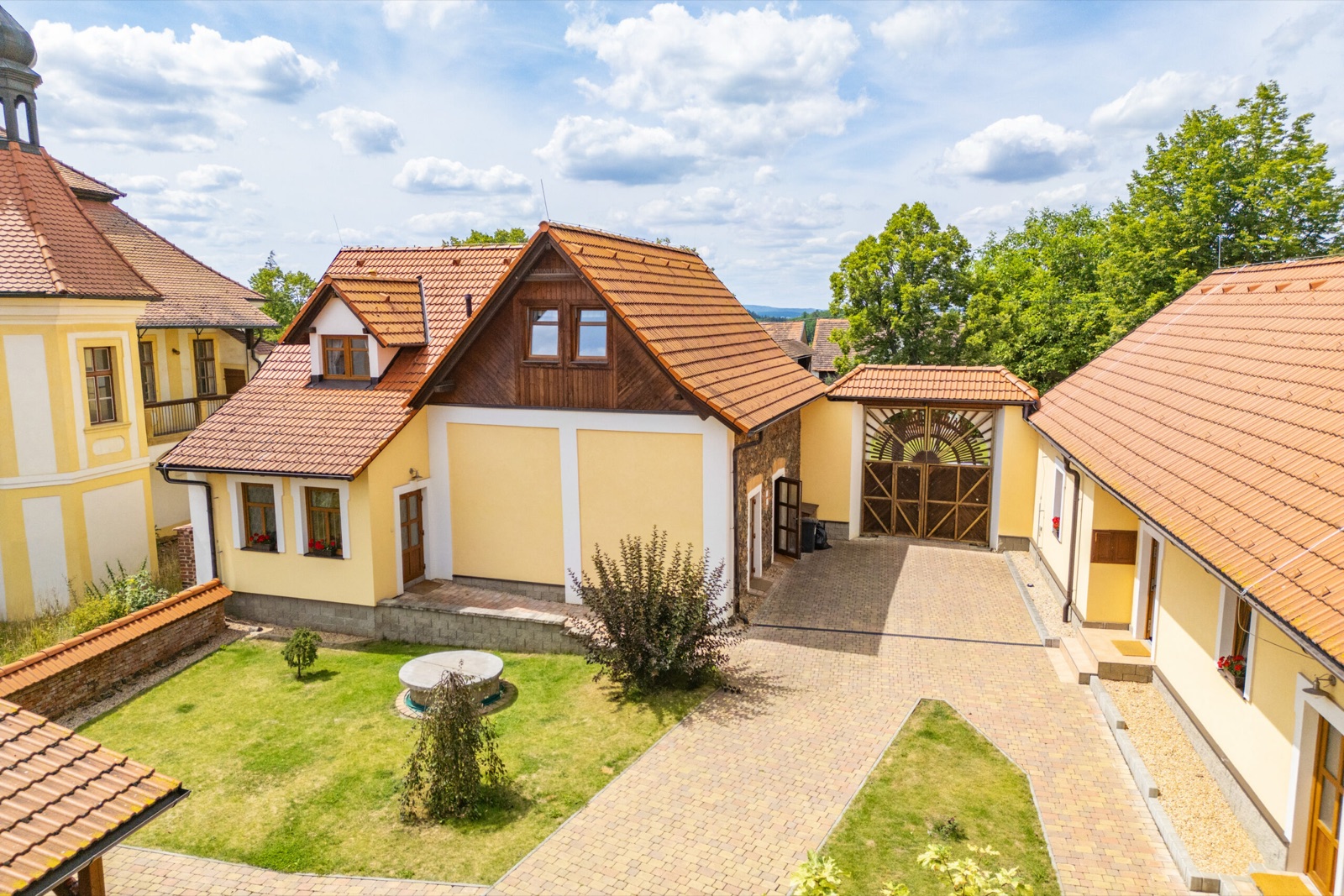 Bušovický dvůr foto 7