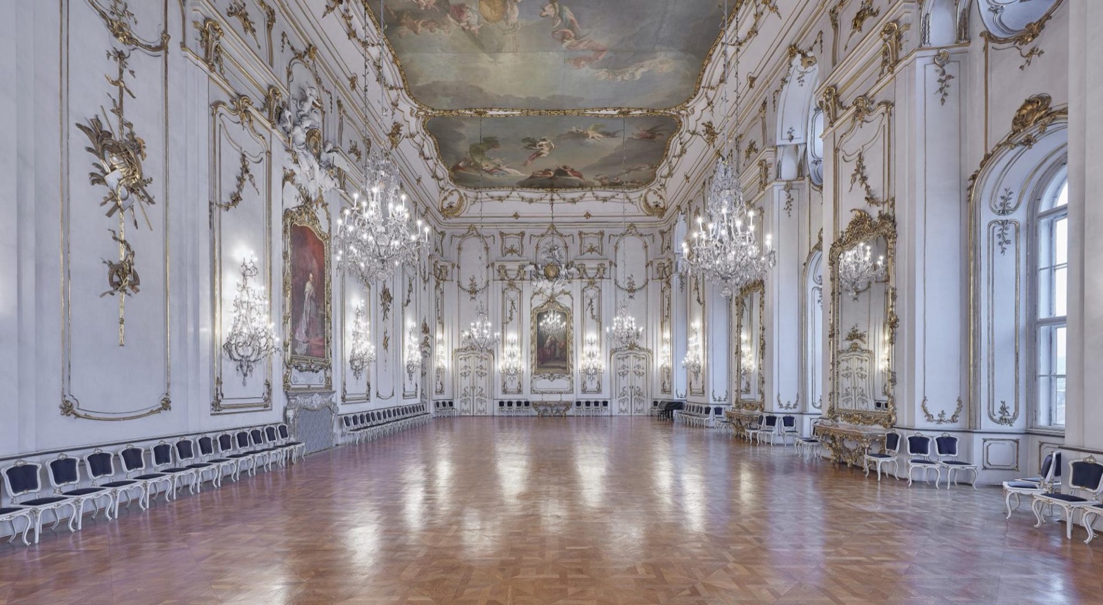 Arcibiskupský zámek a zahrady Kroměříž foto 2