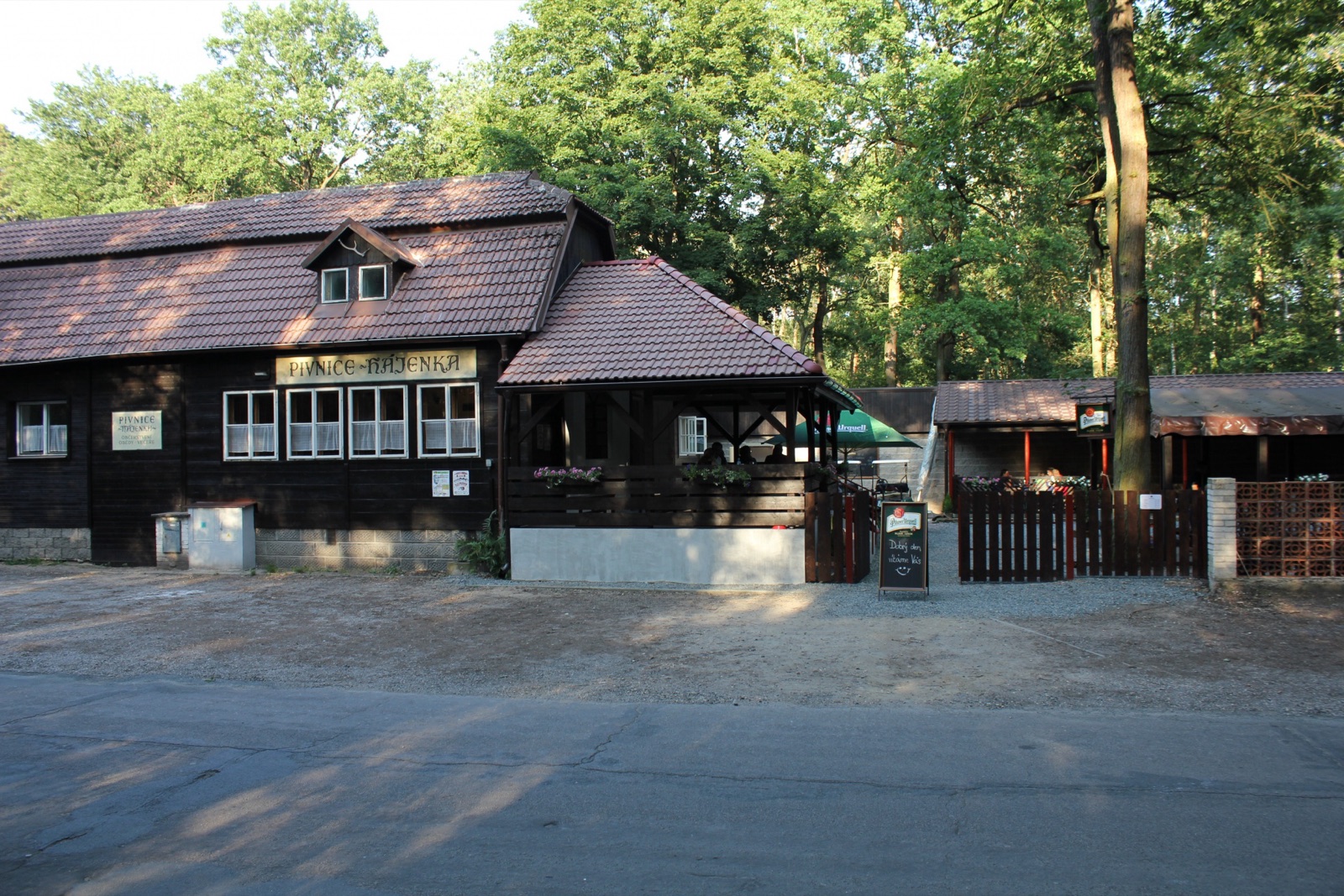 Restaurace Hájenka Kersko foto 6