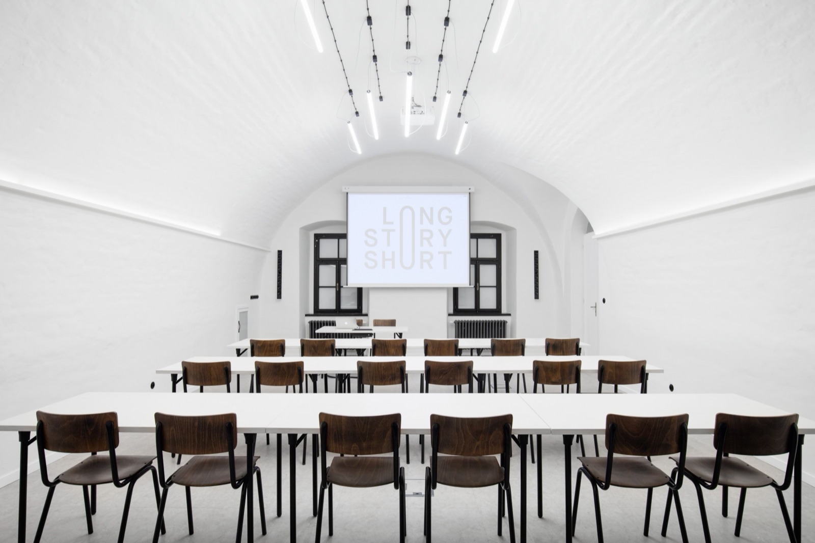 Long Story Short Hostel & Café foto 6