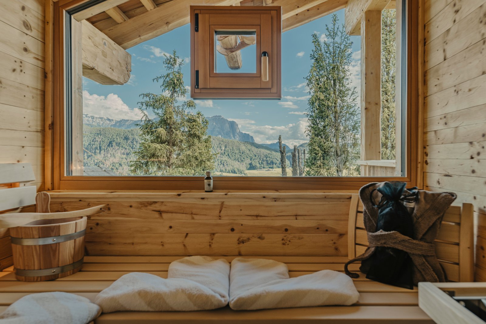 KIRCHWIES Chalet Resort wedding venue - photo 10